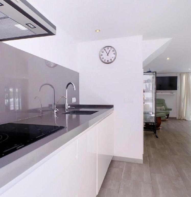 Stylish House In 5 Star Location Few Steps From Butibamba Ferienhaus *