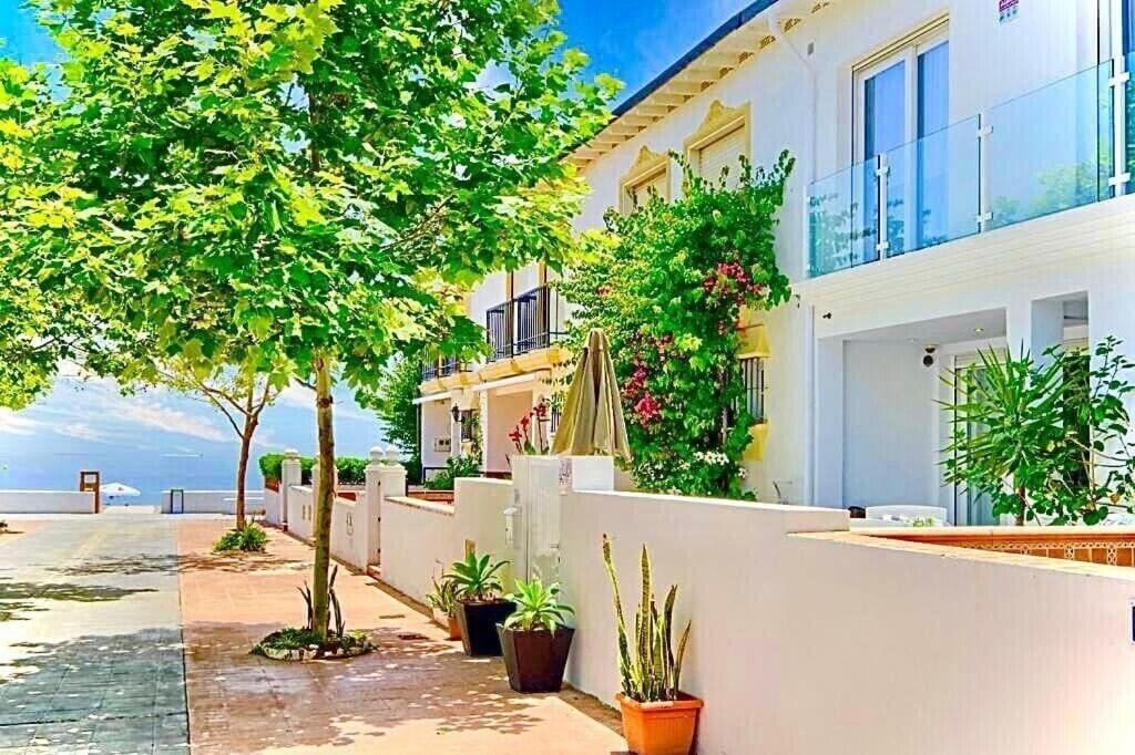 Stylish House In 5 Star Location Few Steps From Butibamba